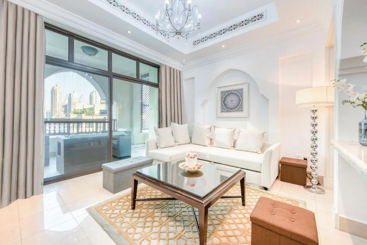 Maison Privee - Opulent Apt Beside Dubai Mall W Burj Khalifa Views Apartment