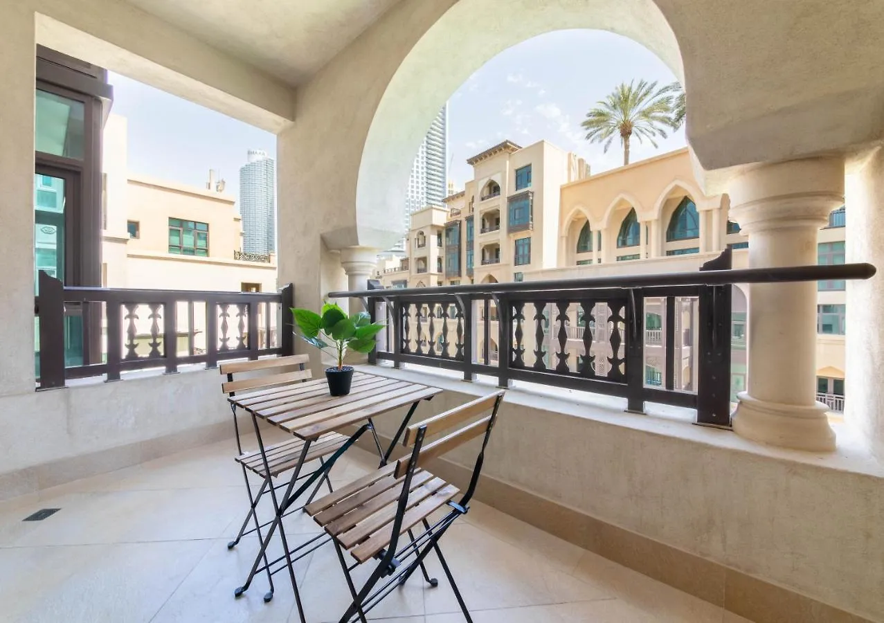 Maison Privee - Opulent Apt Beside Dubai Mall W Burj Khalifa Views Apartment