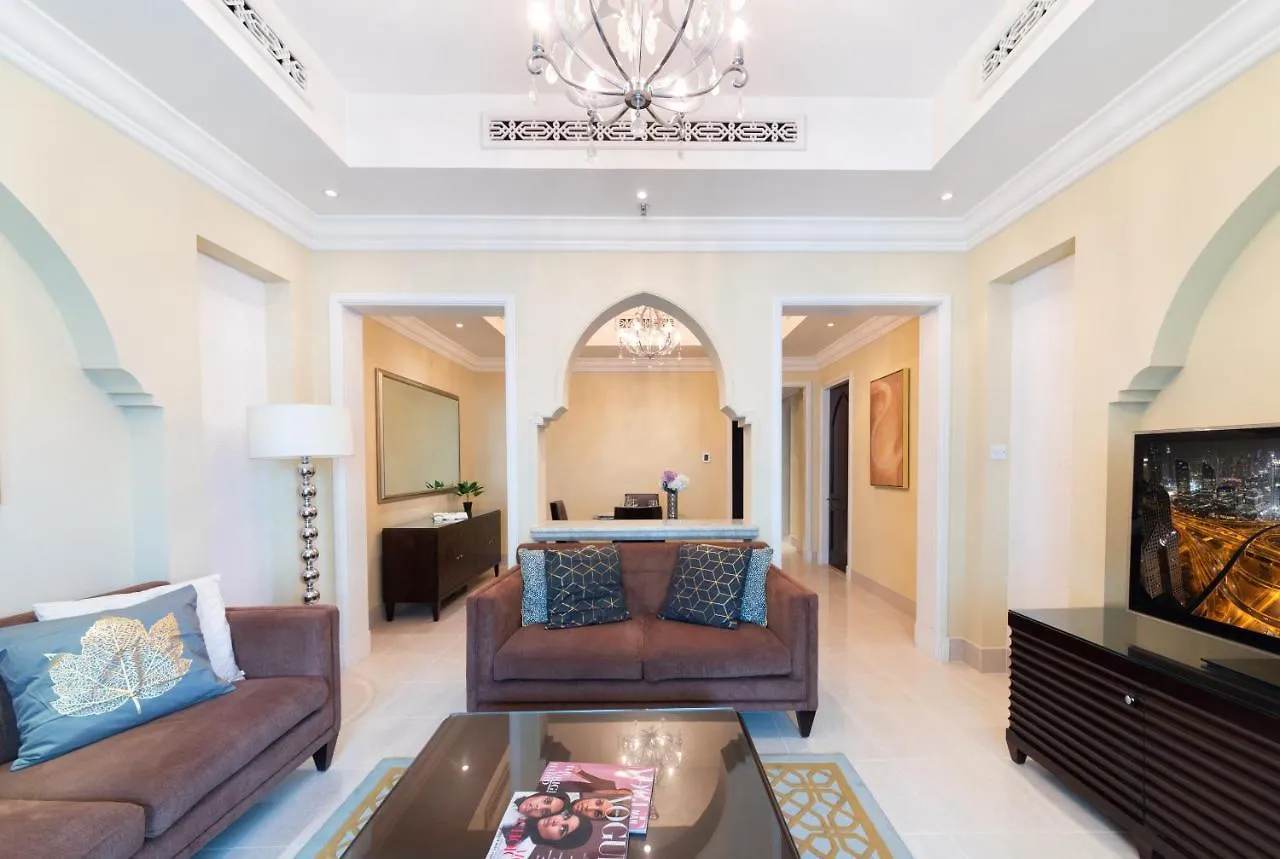 Maison Privee - Opulent Apt Beside Dubai Mall W Burj Khalifa Views Apartment