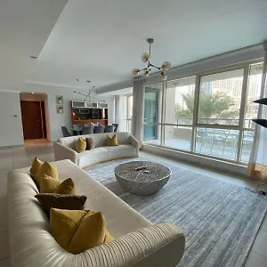 Dream - Marina Quays دبي